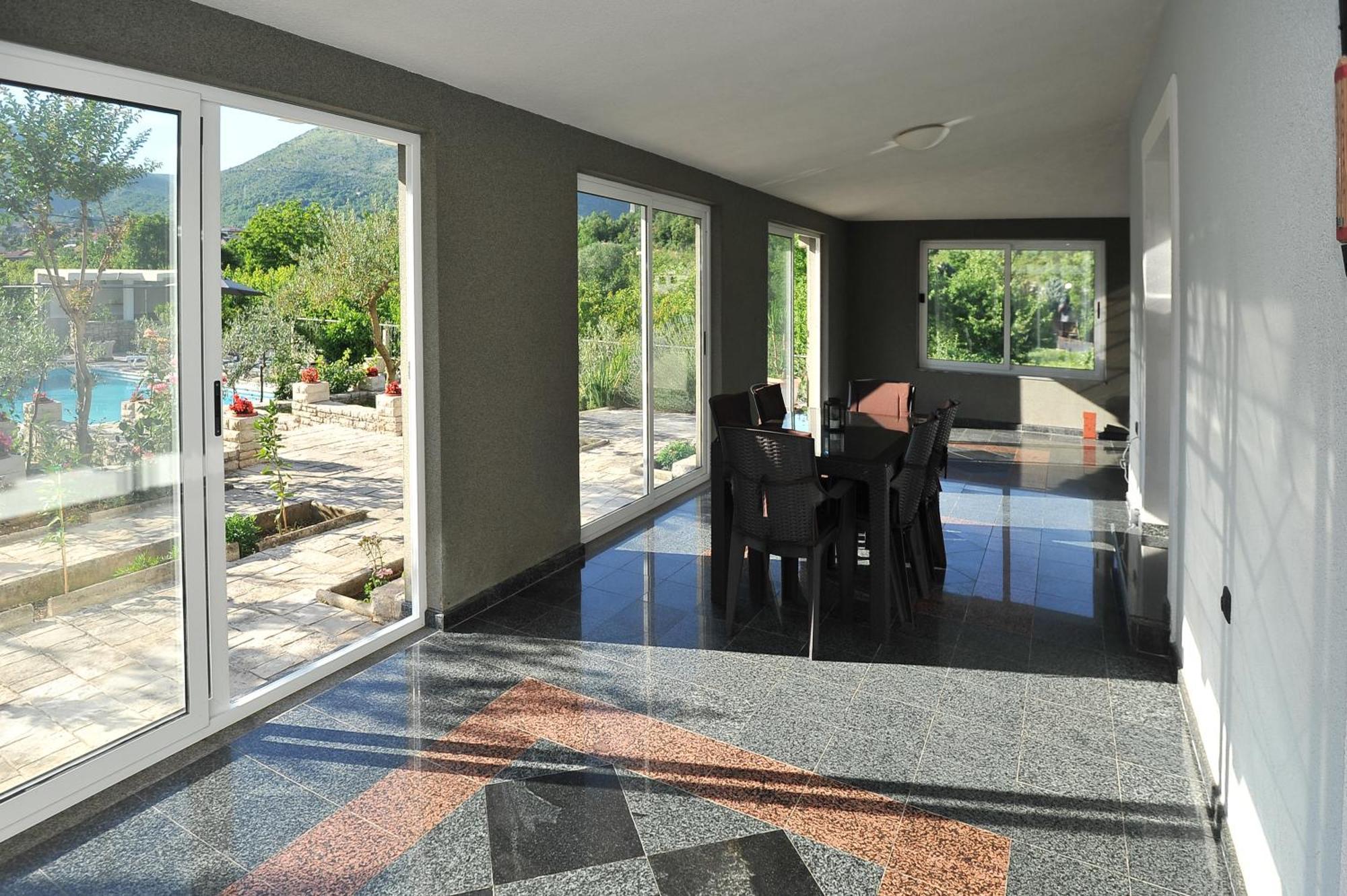 Appartement Pool House Maslina à Mostar Extérieur photo
